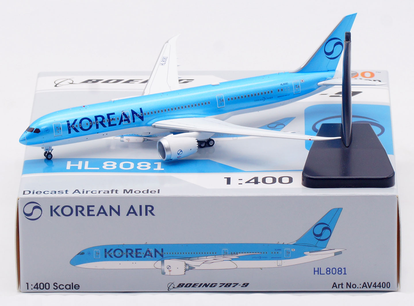 Aviation 400 1:400 ANA All Nippon Airways JA784A Boeing 777-300