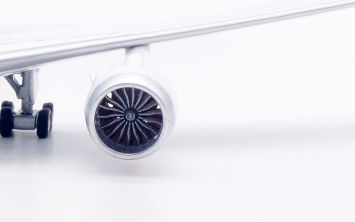 Aviation 400 1:400 Korean Air HL8081 Boeing 787-9 - Image 13