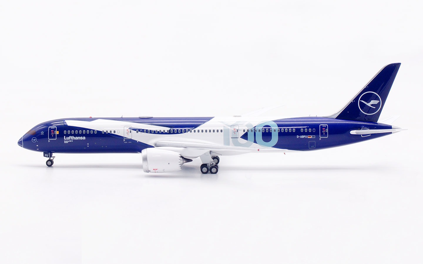 Aviation 400 1:400 Lufthansa D-ABPU Boeing 787-9 - Image 8