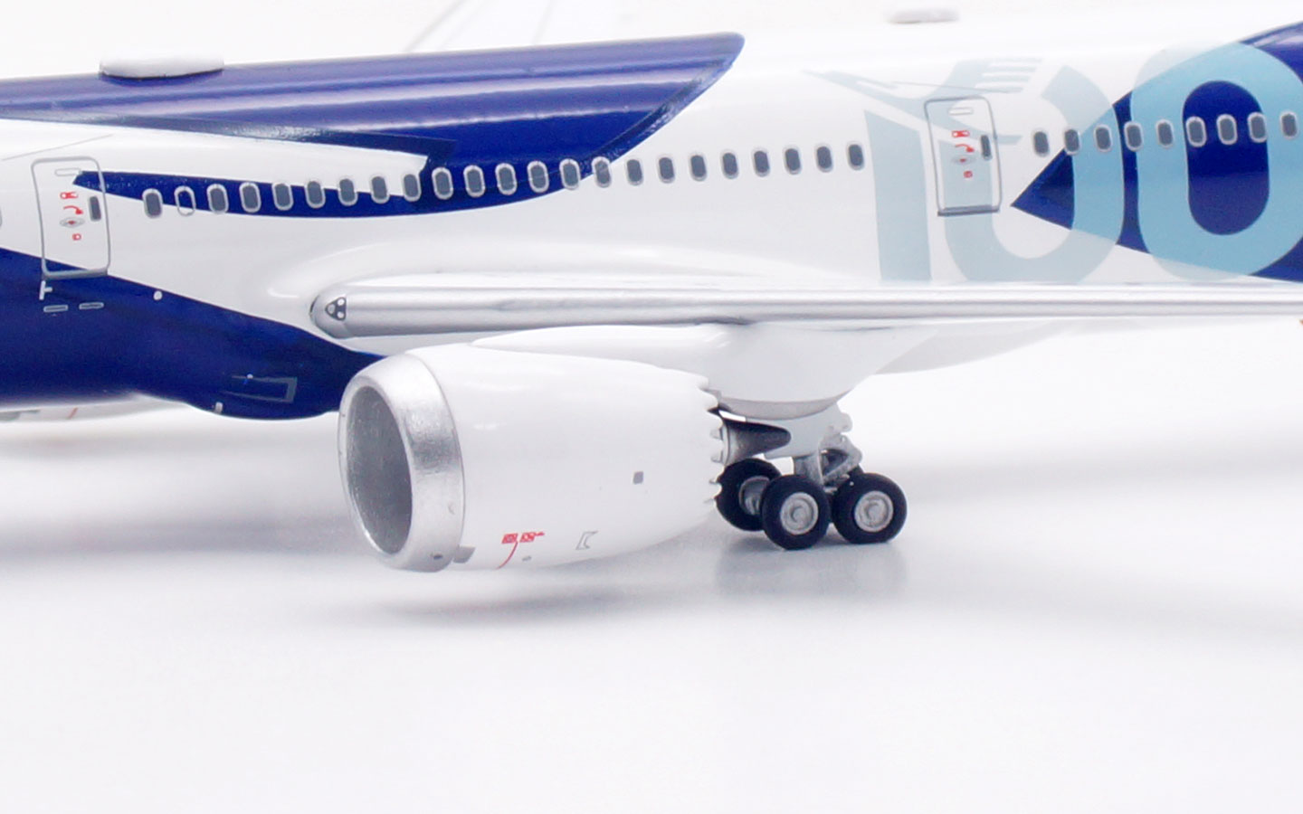 Aviation 400 1:400 Lufthansa D-ABPU Boeing 787-9 - Image 12