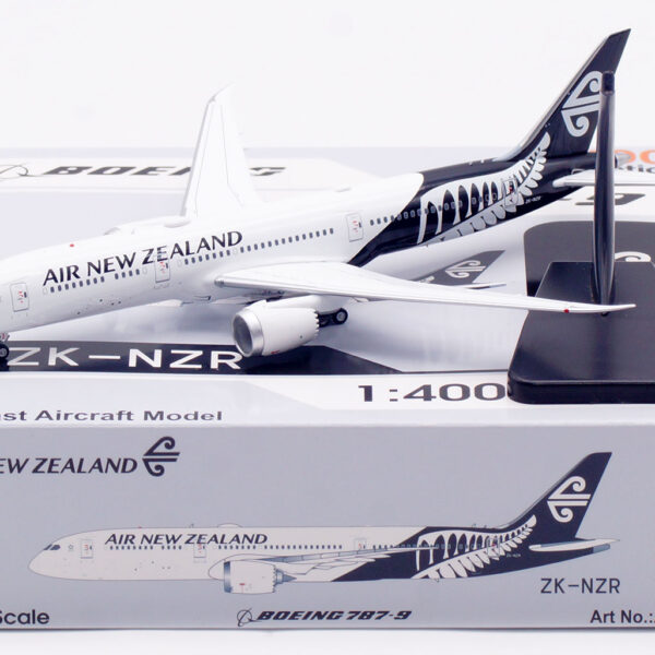 Aviation 400 1:400 Air New Zealand ZK-NZR Boeing 787-9
