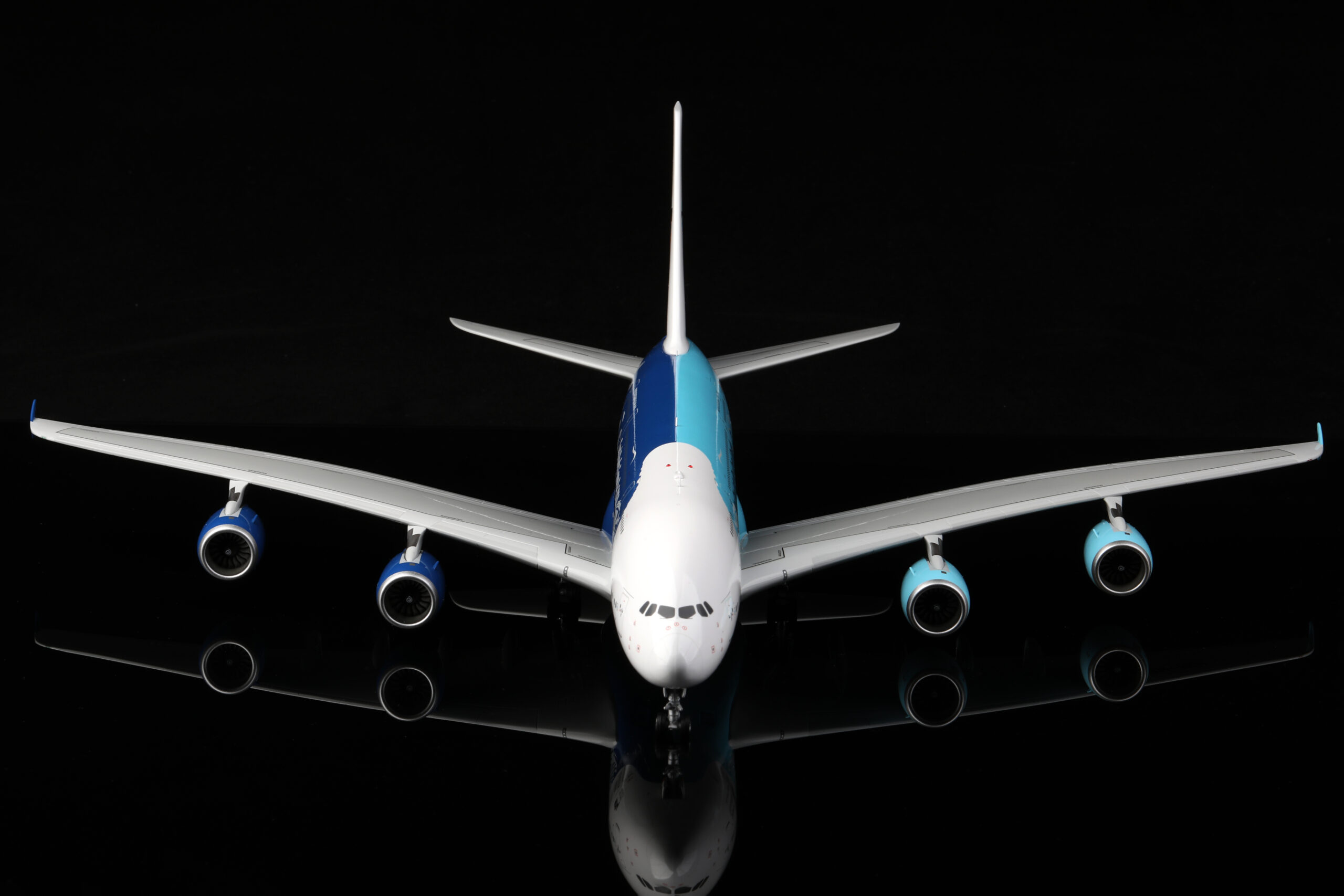 SQ Wings 1:200 HiFly Malta 9H-MIP Airbus A380-800 - Image 2
