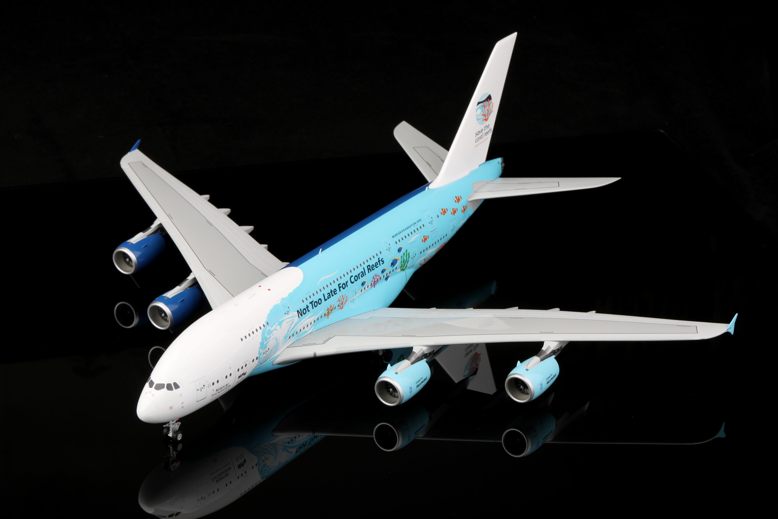 SQ Wings 1:200 HiFly Malta 9H-MIP Airbus A380-800 - Image 6