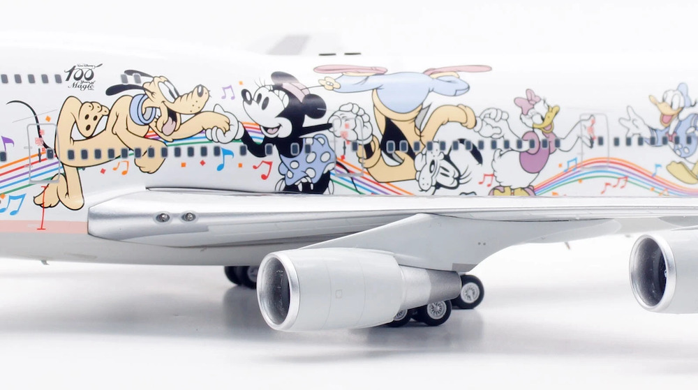 SQ Wings 1:200 JAL Japan Airlines JA8908 Boeing 747-400 - Image 6