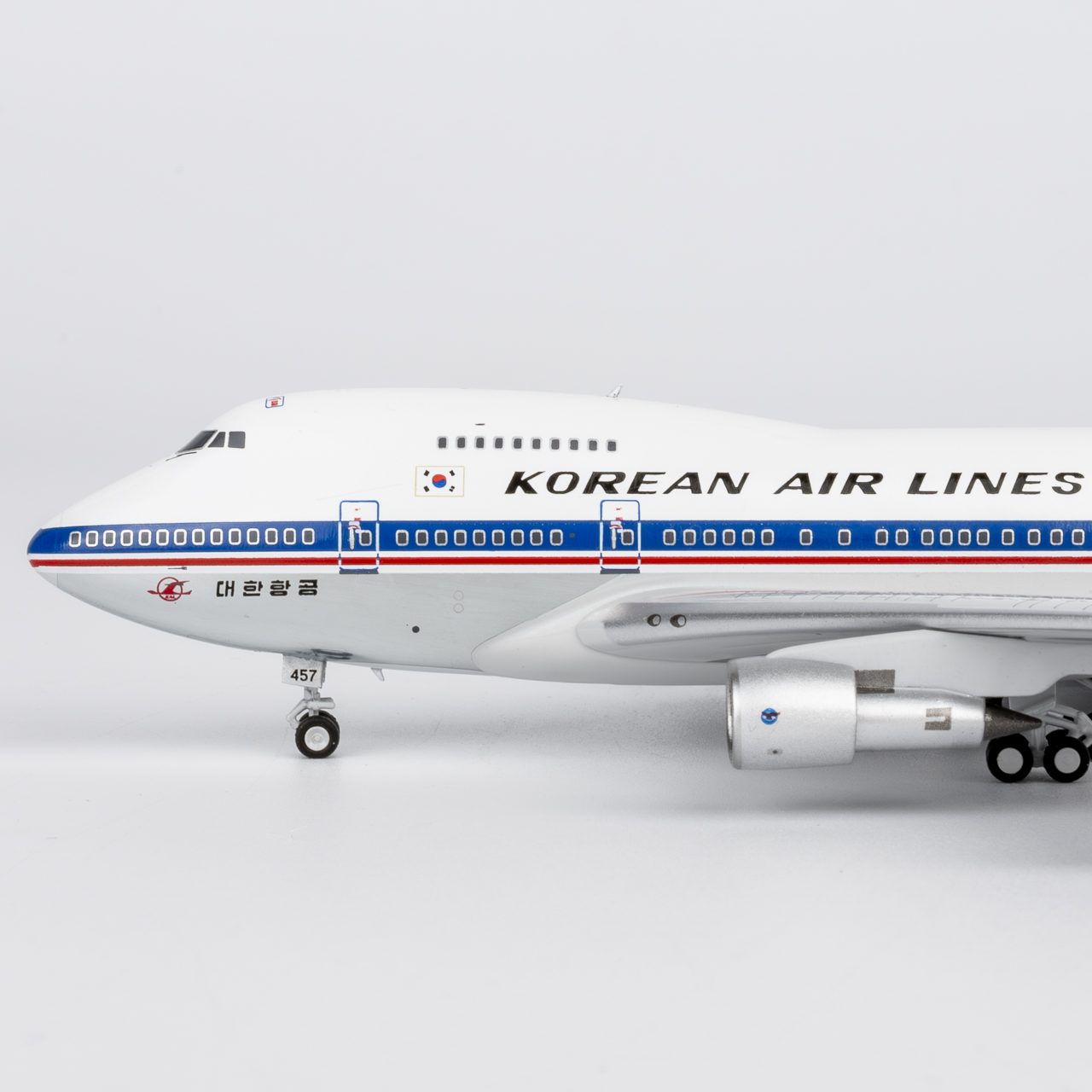 NG Models 1:400 Korean Air HL7457 Boeing 747-SP - Image 3