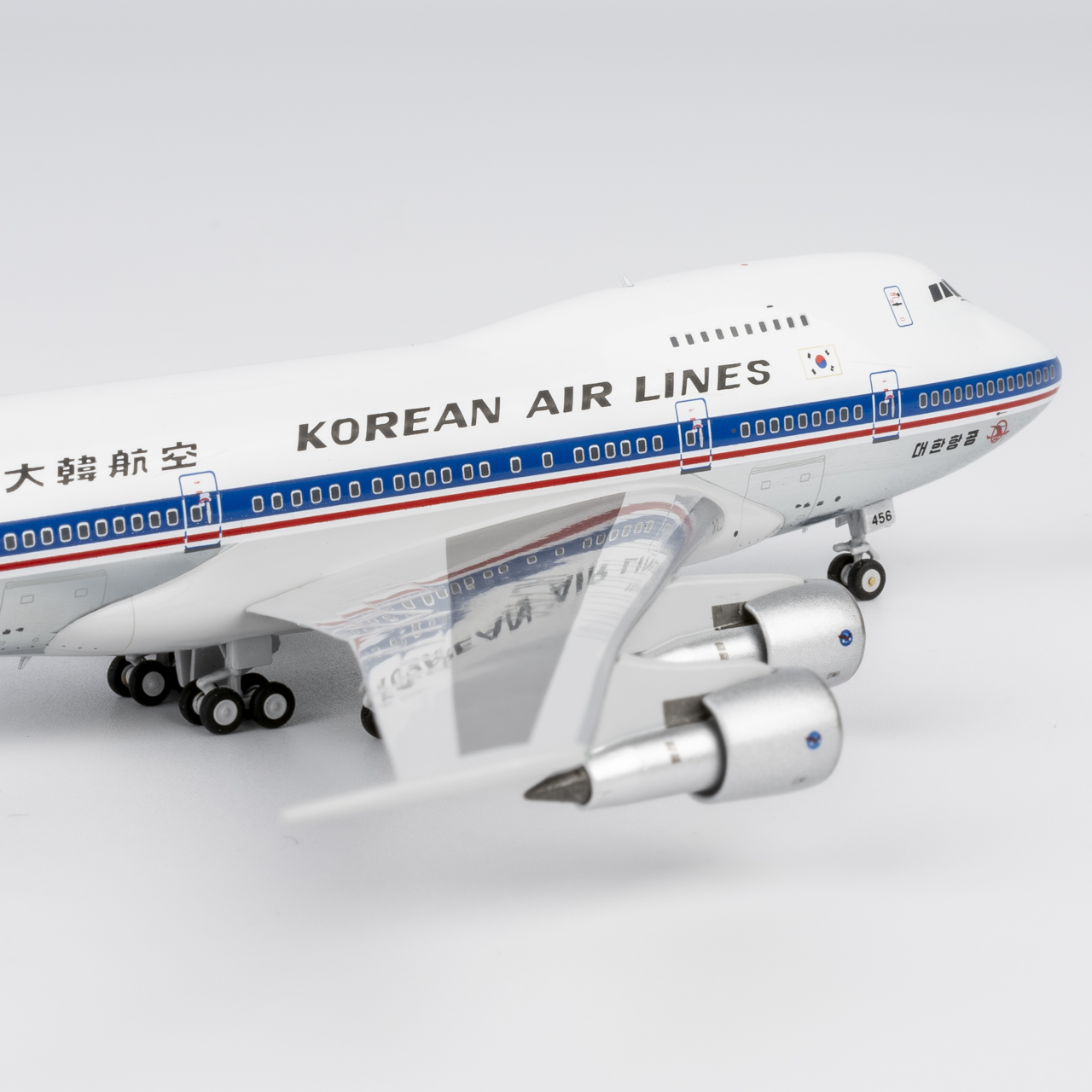 NG Models 1:400 Korean Air HL7457 Boeing 747-SP - Image 8