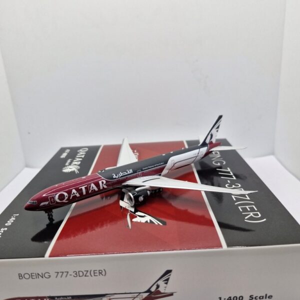 Phoenix 1:400 Qatar Airways A7-BEG Boeing 777-300