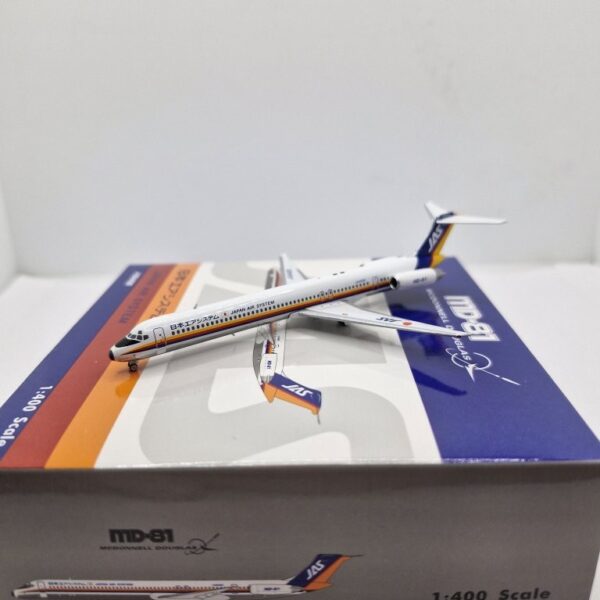 Phoenix 1:400 JAS Japan Air System JA8498 McDonnell Douglas MD-81