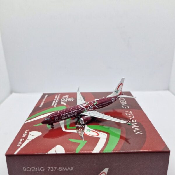 Phoenix 1:400 Jetstar Japan JA08JJ Airbus A320-200 SL