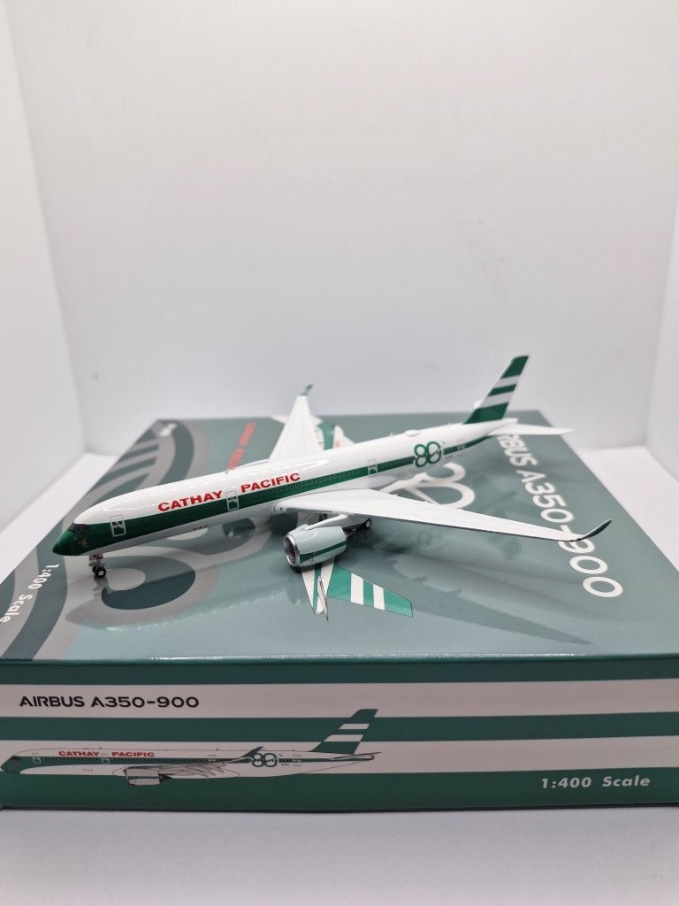 Phoenix 1:400 Cathay Pacific Airways B-LRJ Airbus A350-900