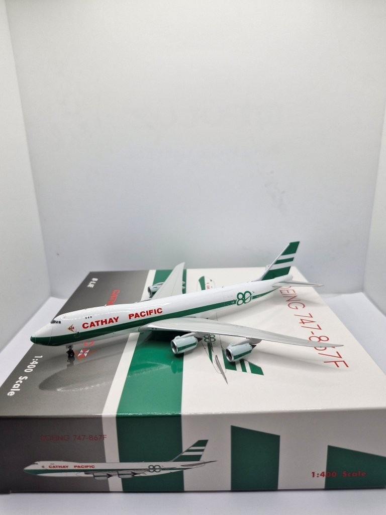 Phoenix 1:400 Cathay Pacific Cargo B-LJE Boeing 747-8F