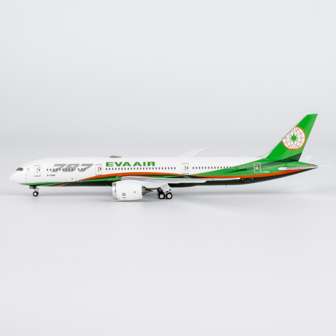 NG Models 1:400 EVA Air B-17885 Boeing 787-9 - Image 2
