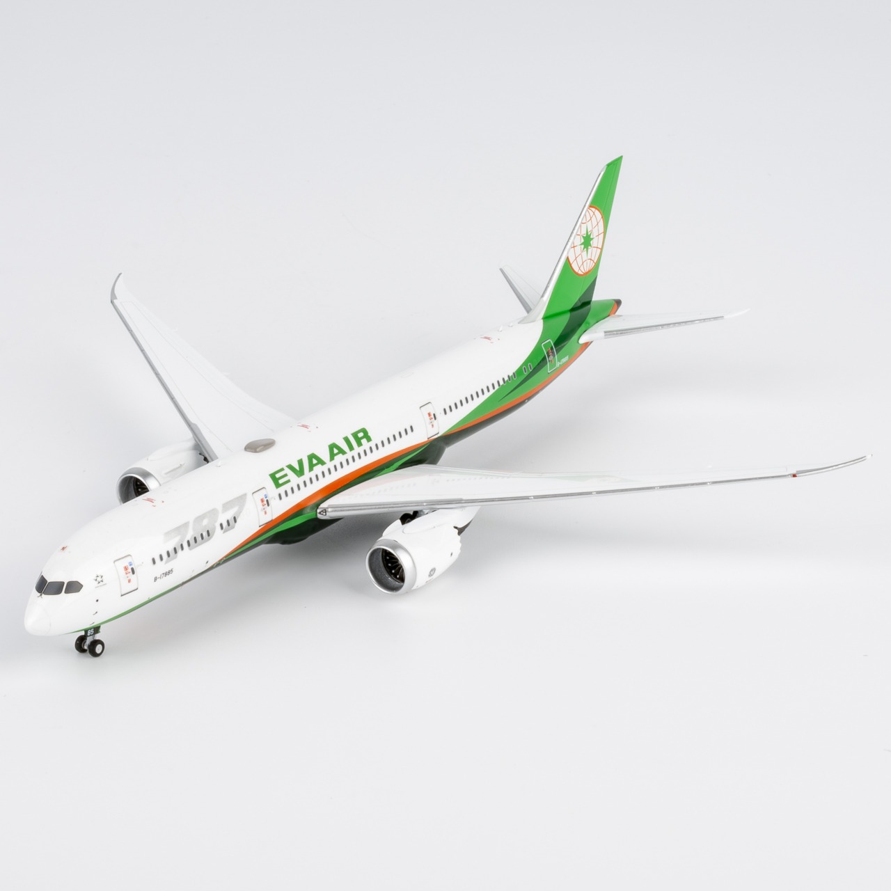 NG Models 1:400 EVA Air B-17885 Boeing 787-9 - Image 5