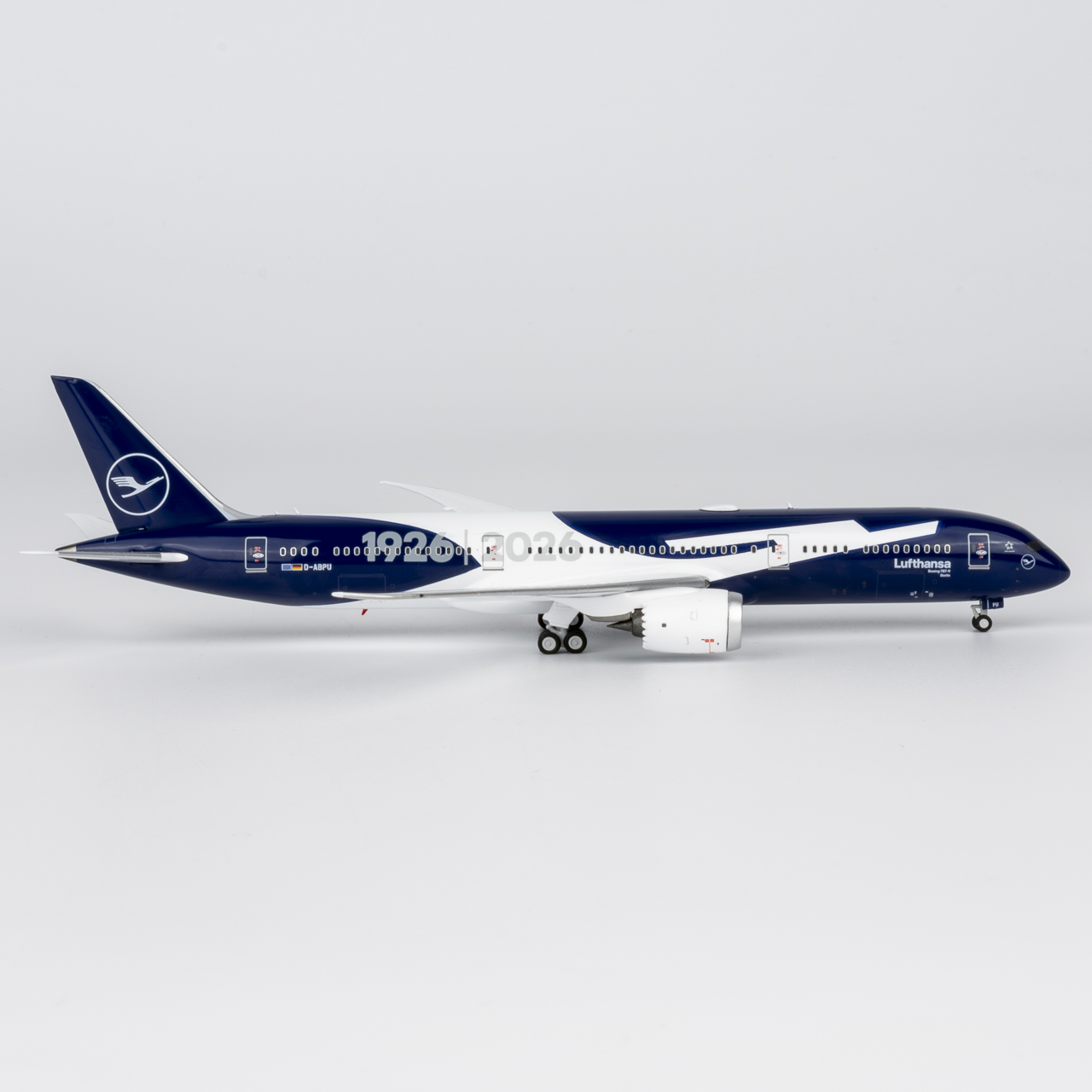 NG Models 1:400 Lufthansa D-ABPU Boeing 787-9 - Image 6
