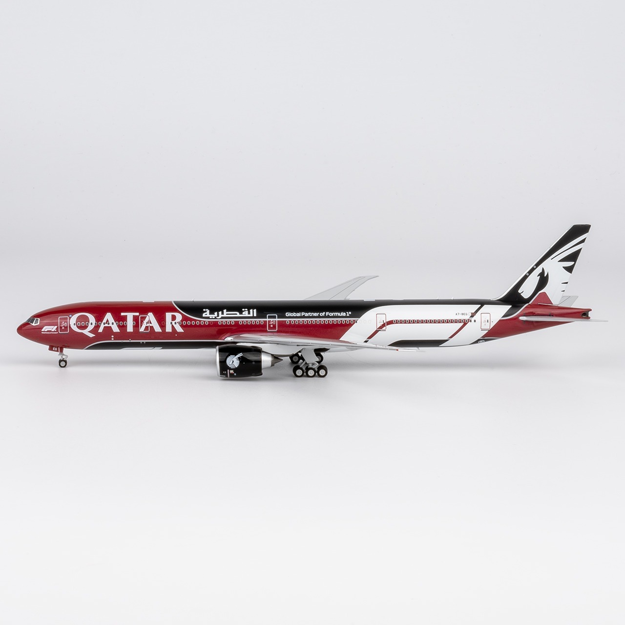 NG Models 1:400 Qatar Airways A7-BEG Boeing 777-300 - Image 2
