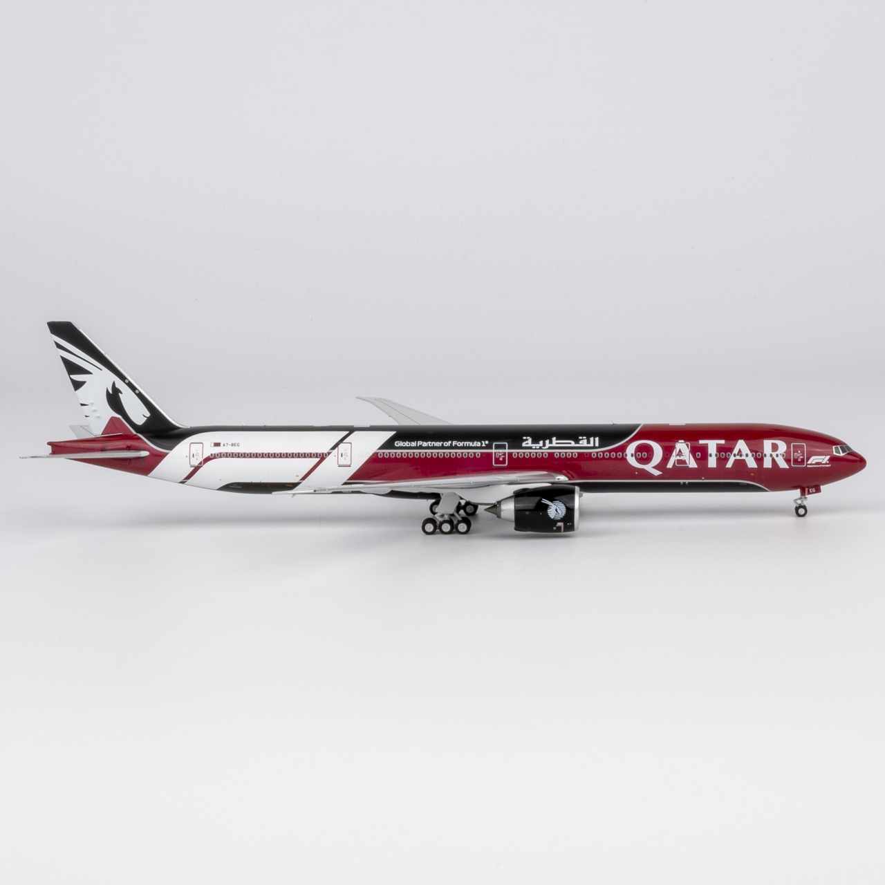 NG Models 1:400 Qatar Airways A7-BEG Boeing 777-300 - Image 6