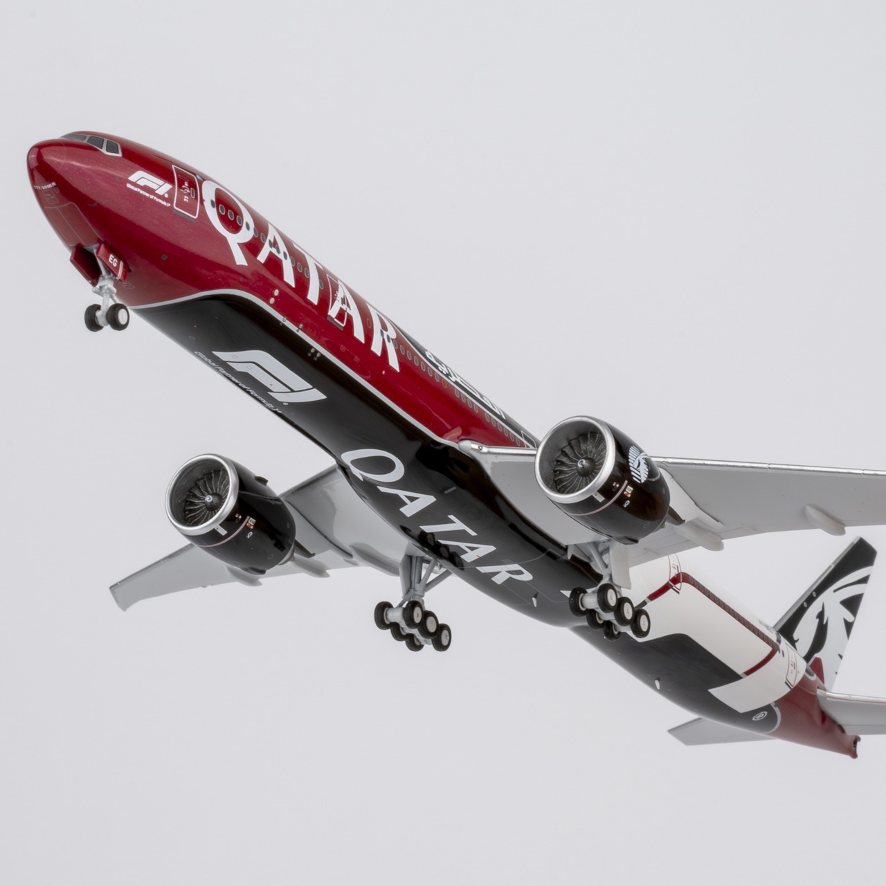 NG Models 1:400 Qatar Airways A7-BEG Boeing 777-300 - Image 8