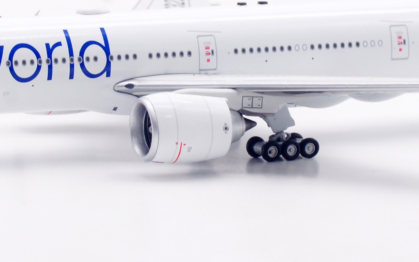 Aviation 400 1:400 JAL Japan Airlines JA732J Boeing 777-300
