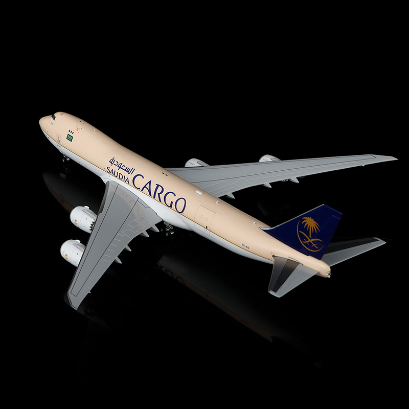 HX Models 1:400 Saudi Arabian Airlines Cargo HZ-AI3 Boeing 747-8F