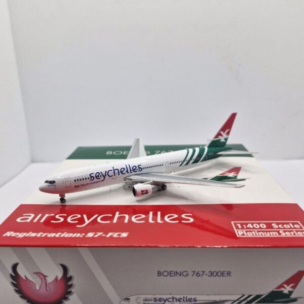Phoenix 1:400 Air Seychelles S7-FCS Boeing 767-300