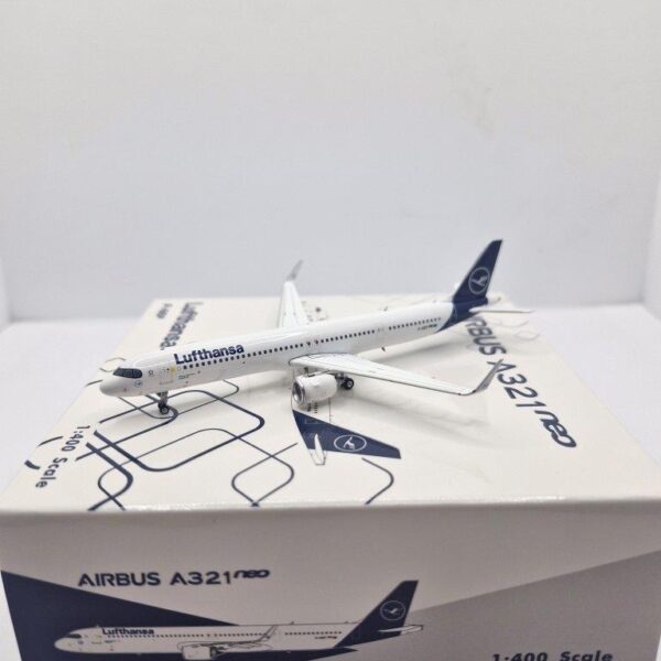 Phoenix 1:400 Lufthansa D-AIEP Airbus A321-Neo