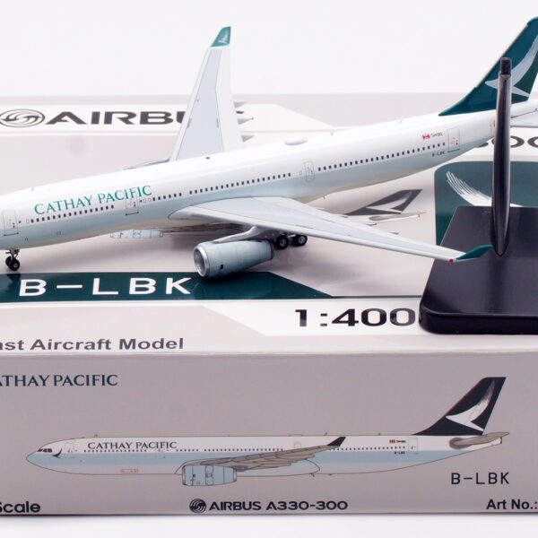 Aviation 400 1:400 Cathay Pacific Airways B-LBK Airbus A330-300