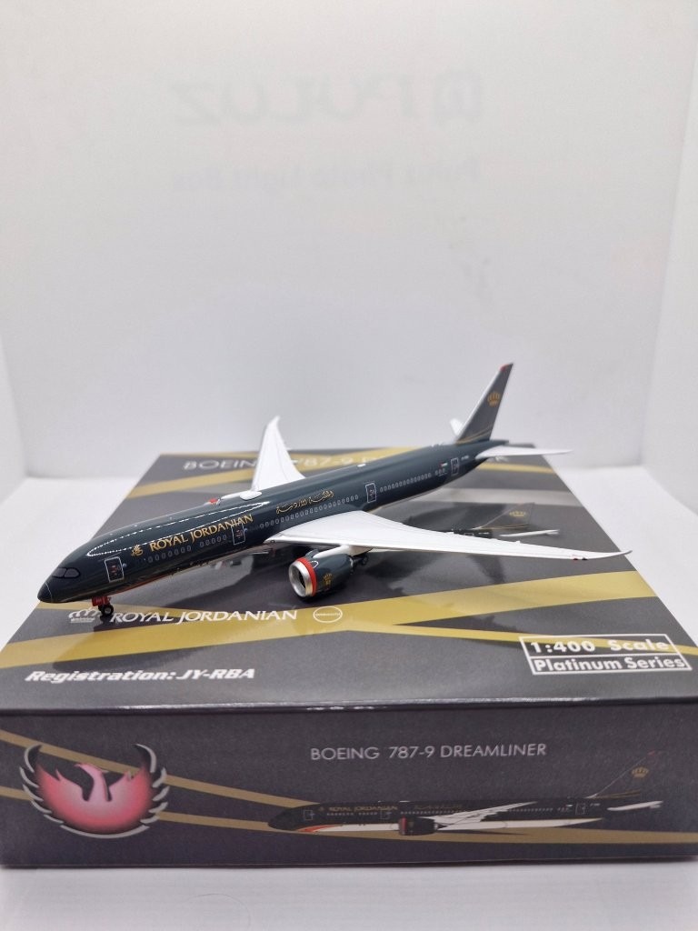 Phoenix 1:400 Royal Jordanian Airlines JY-RBA Boeing 787-9