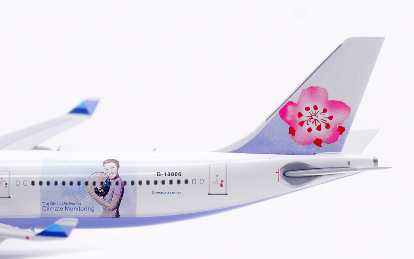 Aviation 400 1:400 China Airlines B-18806 Airbus A340-300 - Image 12