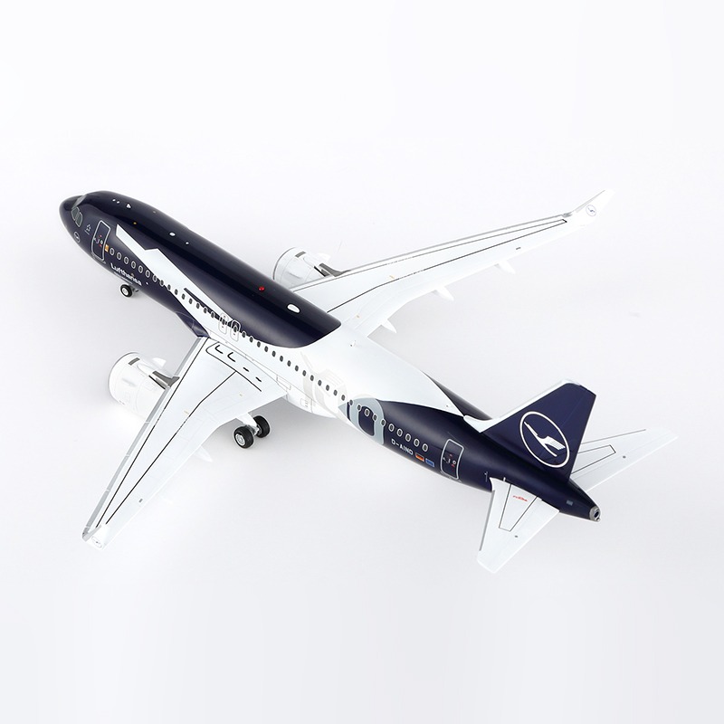 SQ Wings 1:200 Lufthansa D-AIND Airbus A320-Neo - Bedfordshire