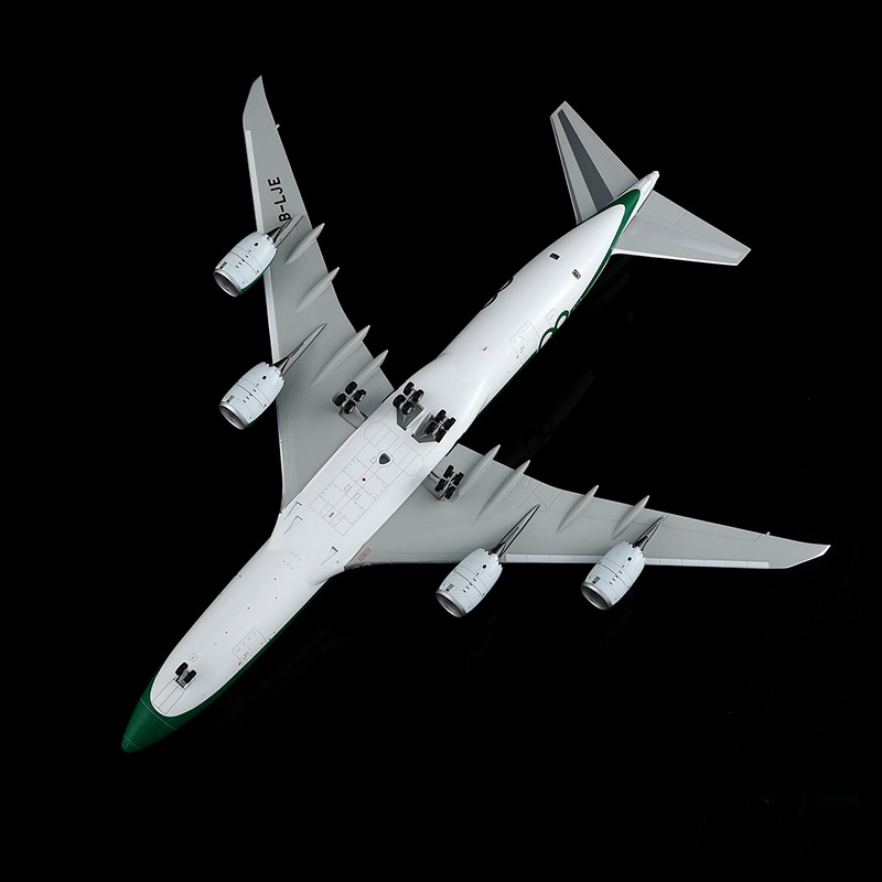 SQ Wings 1:200 Cathay Pacific Cargo B-LJE Boeing 747-8F - Image 9