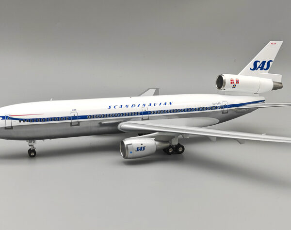 Inflight 200 1:200 SAS Scandinavian Airlines SE-DFD McDonnell Douglas DC-10-30