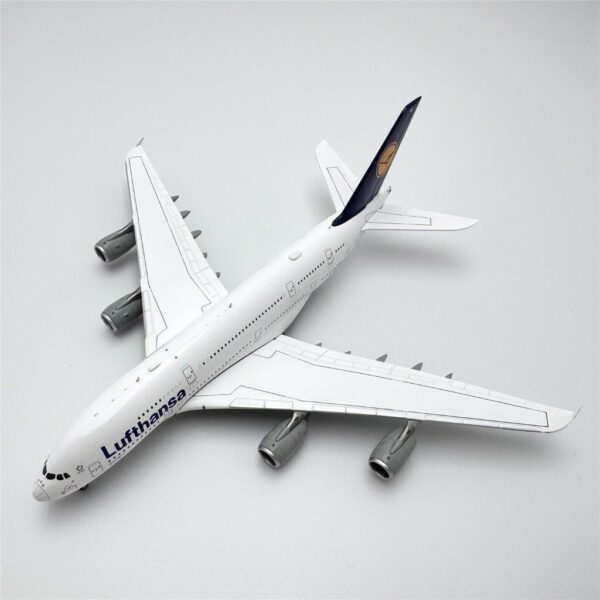 YY Wings 1:400 Lufthansa D-AIMC Airbus A380-800 - Bedfordshire