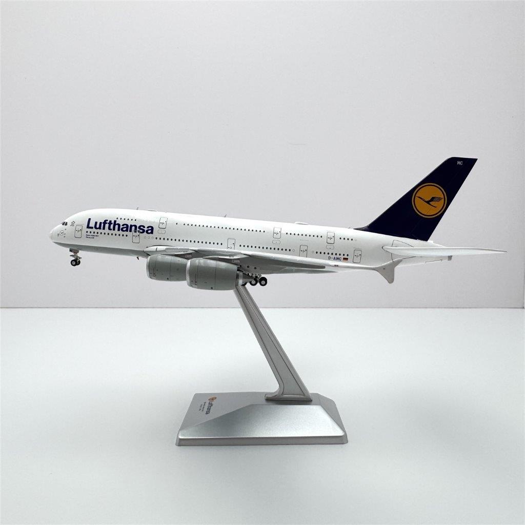 YY Wings 1:400 Lufthansa D-AIMC Airbus A380-800 - Bedfordshire