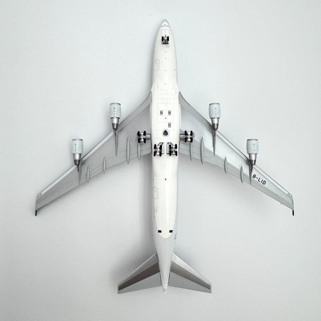 YY Wings 1:400 Cathay Pacific Cargo B-LID Boeing 747-400F - Image 3