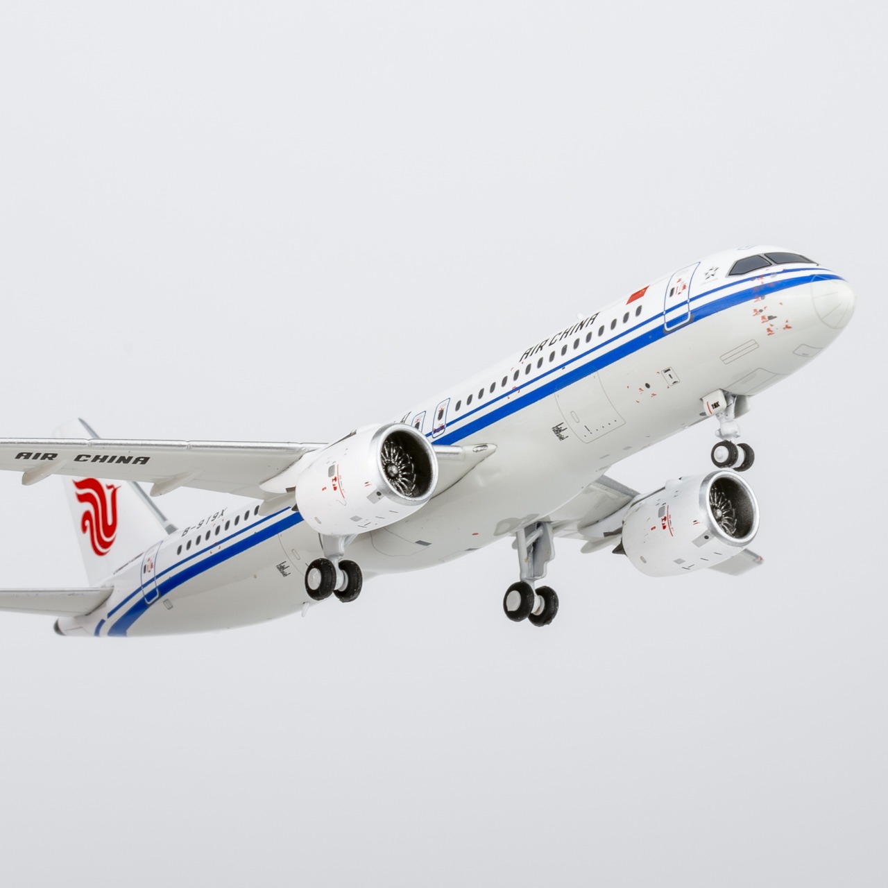 NG Models 1:400 Air China B-919X Comac C919 - Image 7