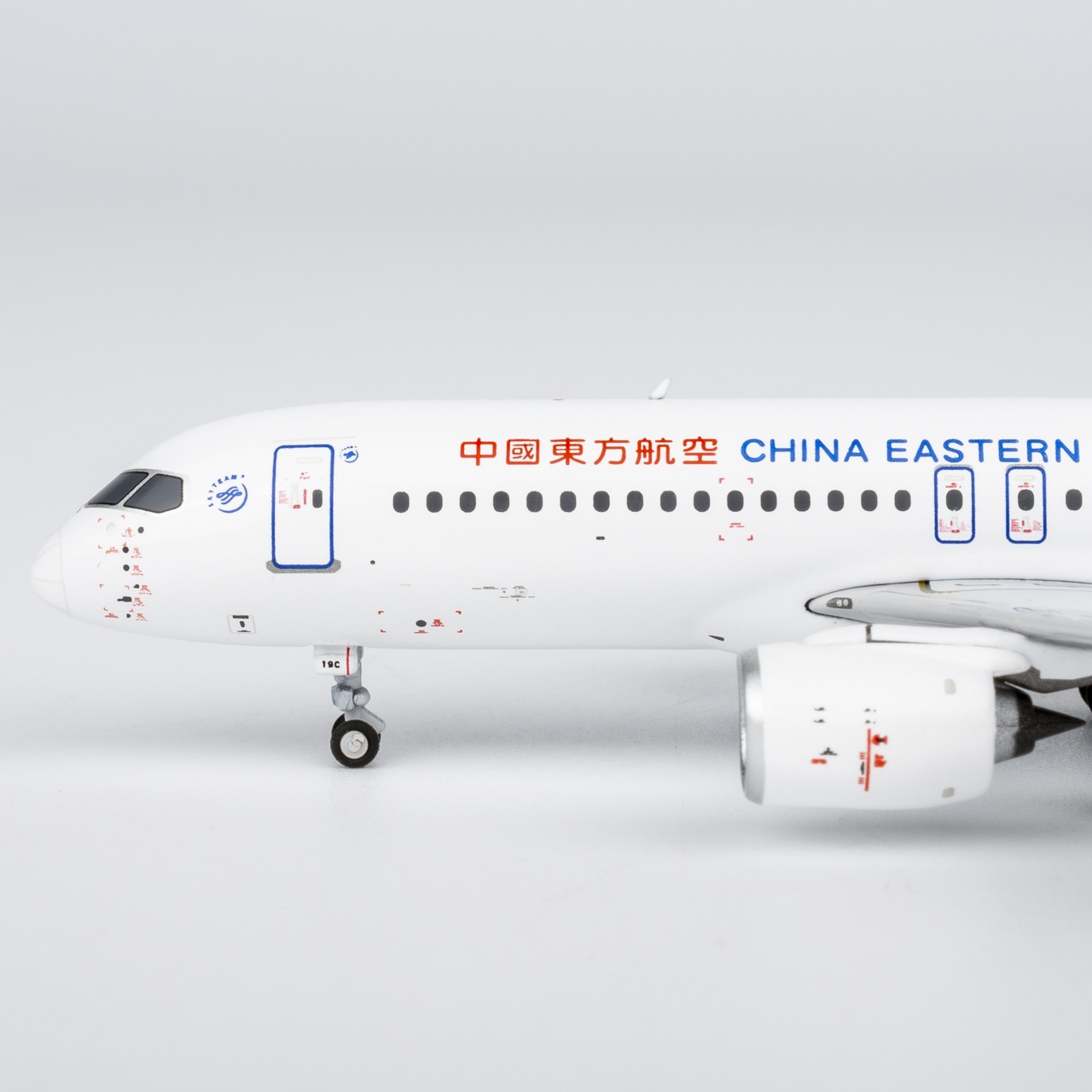 NG Models 1:400 China Eastern Airlines B-919C Comac C919 - Image 3