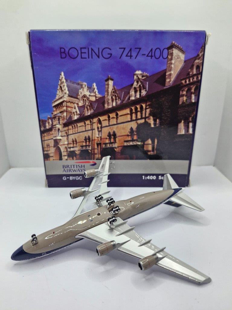 Phoenix 1:400 British Airways G-BYGC Boeing 747-400 - Bedfordshire
