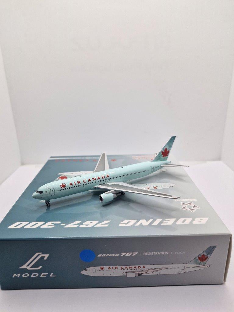 Panda Models 1:400 Air Canada C-FOCA Boeing 767-300