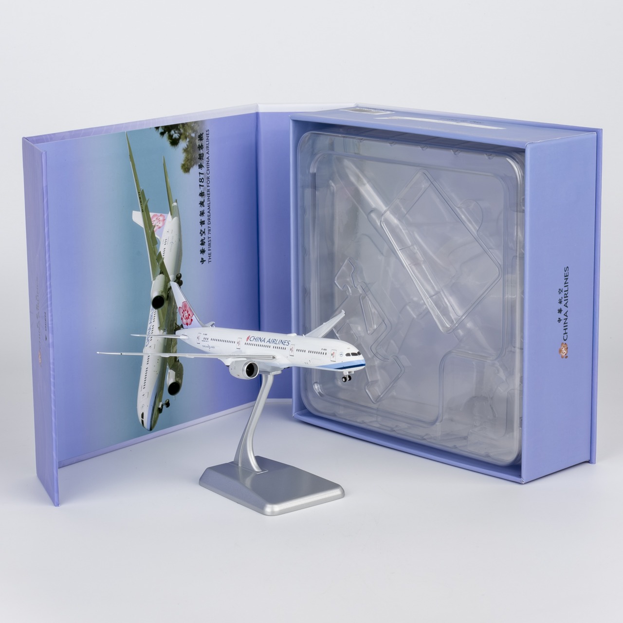 NG Models 1:400 China Airlines B-18811 Boeing 787-9 [ULTIMATE