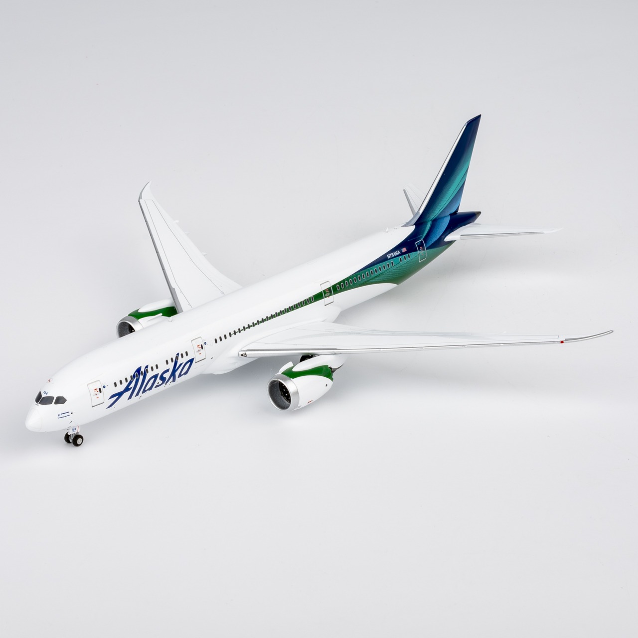 NG Models 1:400 Alaska Airlines N784HA Boeing 787-9 - Image 5