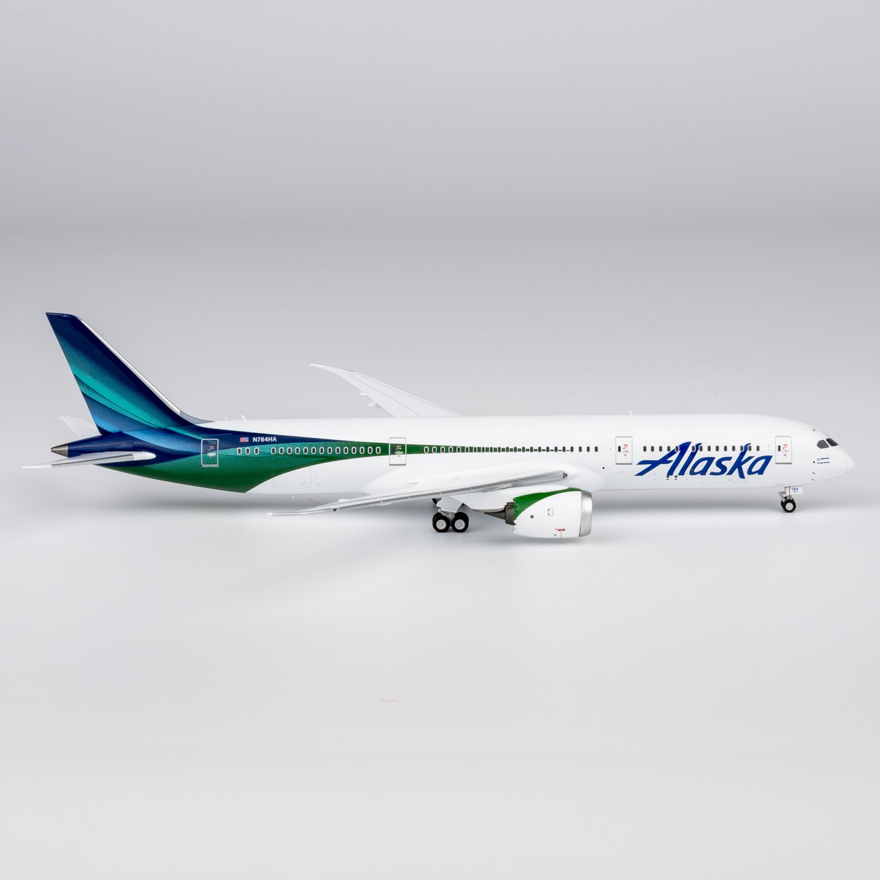 NG Models 1:400 Alaska Airlines N784HA Boeing 787-9 - Image 6