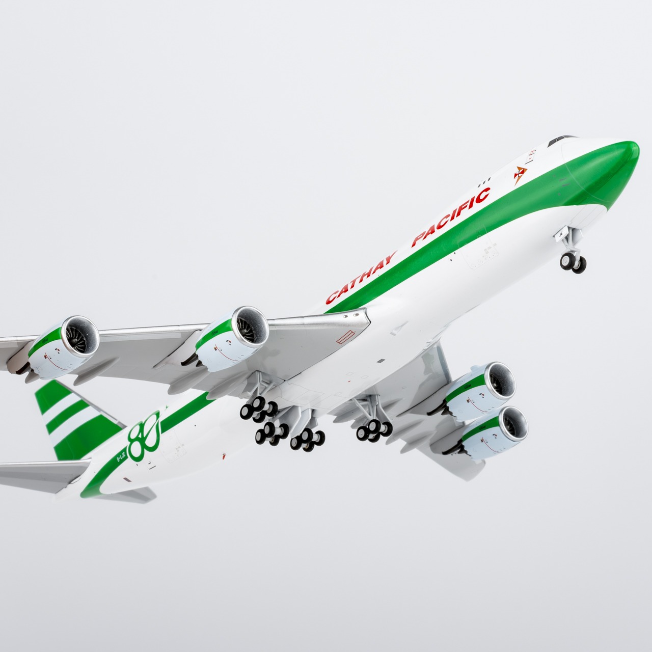 NG Models 1:400 Cathay Pacific Cargo B-LJE Boeing 747-8F - Image 13