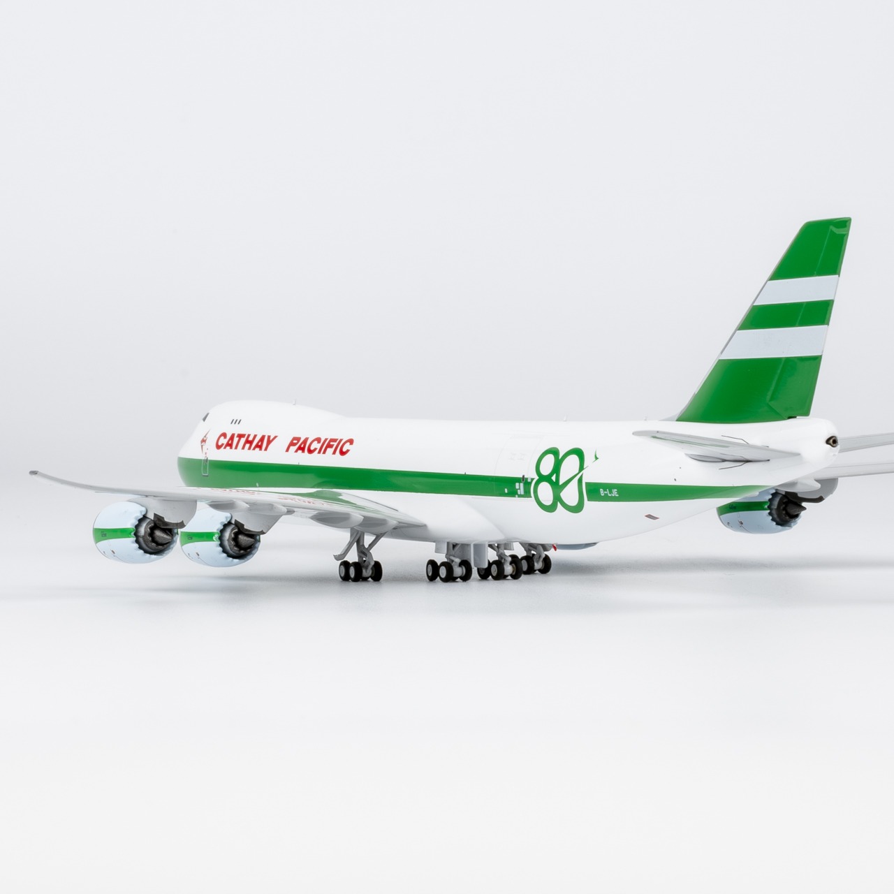 NG Models 1:400 Cathay Pacific Cargo B-LJE Boeing 747-8F - Image 10