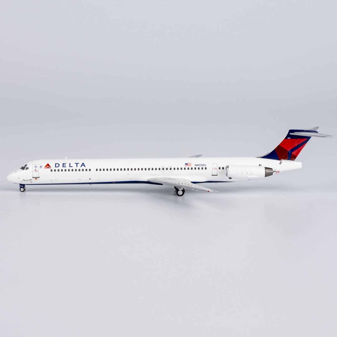 NG Models 1:400 Delta Airlines N905DL McDonnell Douglas MD-88 - Image 2