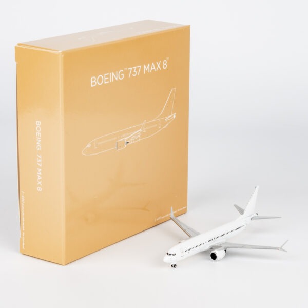 NG Models 1:400 Blank Model (no registration) Boeing 737-MAX 8