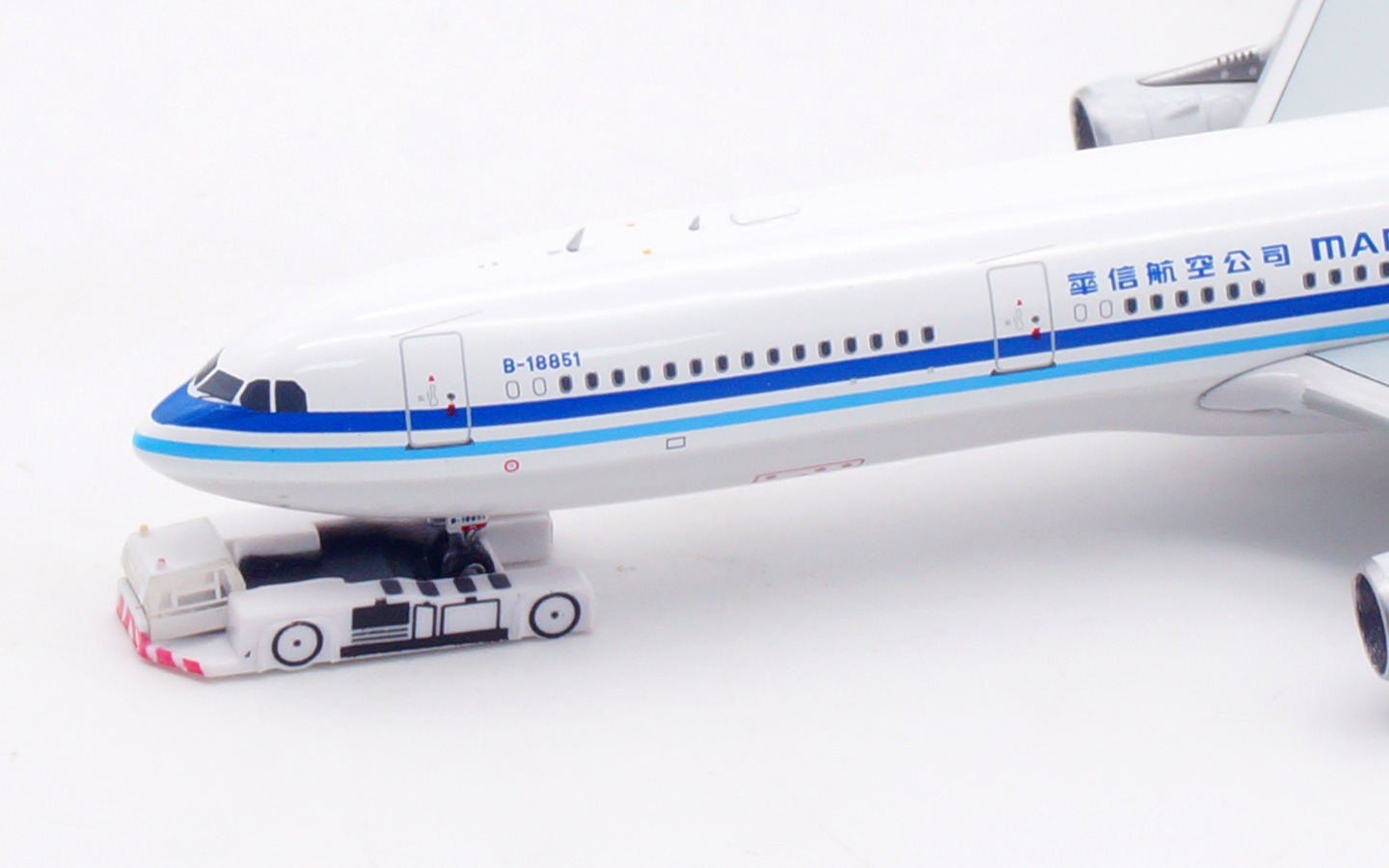 Aviation 400 1:400 Mandarin Airlines B-18851 Airbus A340-300 - Image 7