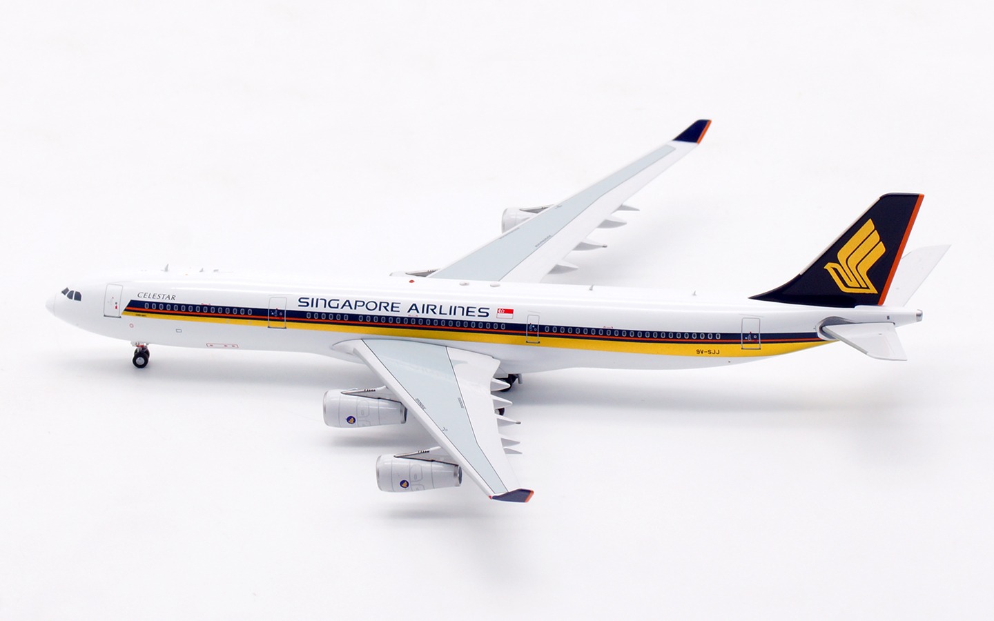 Aviation 400 1:400 Singapore Airlines 9V-SJJ Airbus A340-300 - Image 2