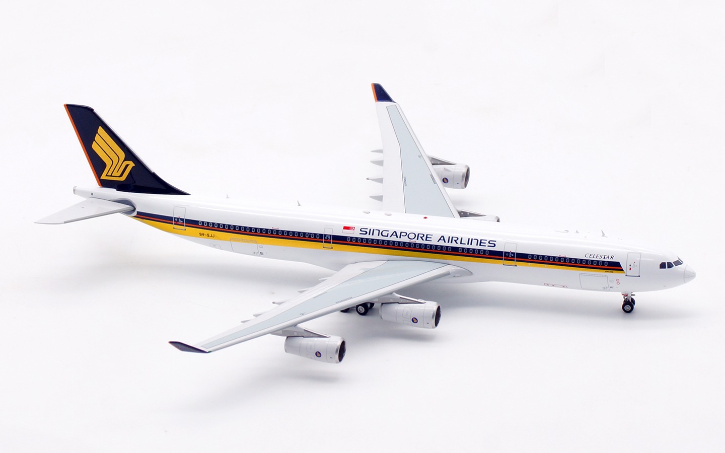 Aviation 400 1:400 Singapore Airlines 9V-SJJ Airbus A340-300 - Image 3