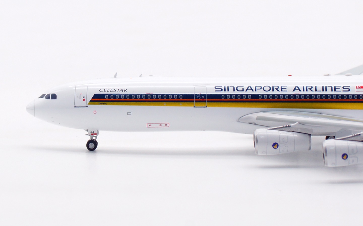 Aviation 400 1:400 Singapore Airlines 9V-SJJ Airbus A340-300 - Image 11