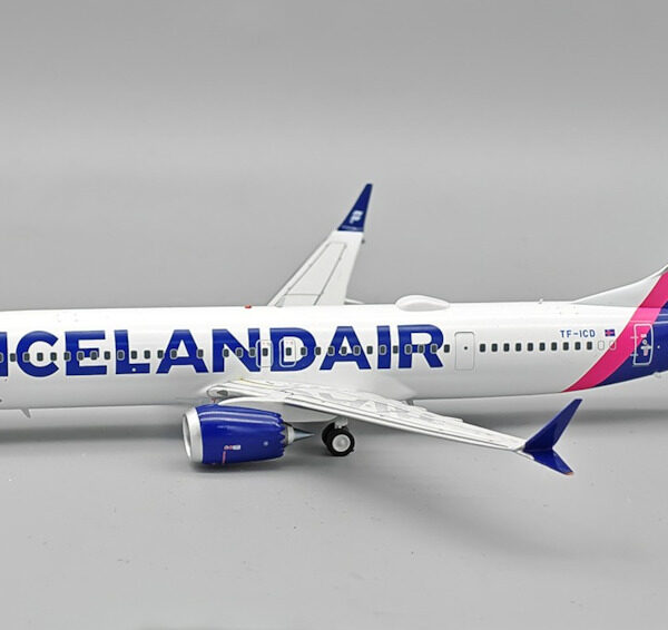 Inflight 200 1:200 Icelandair TF-ICD Boeing 737-MAX 9